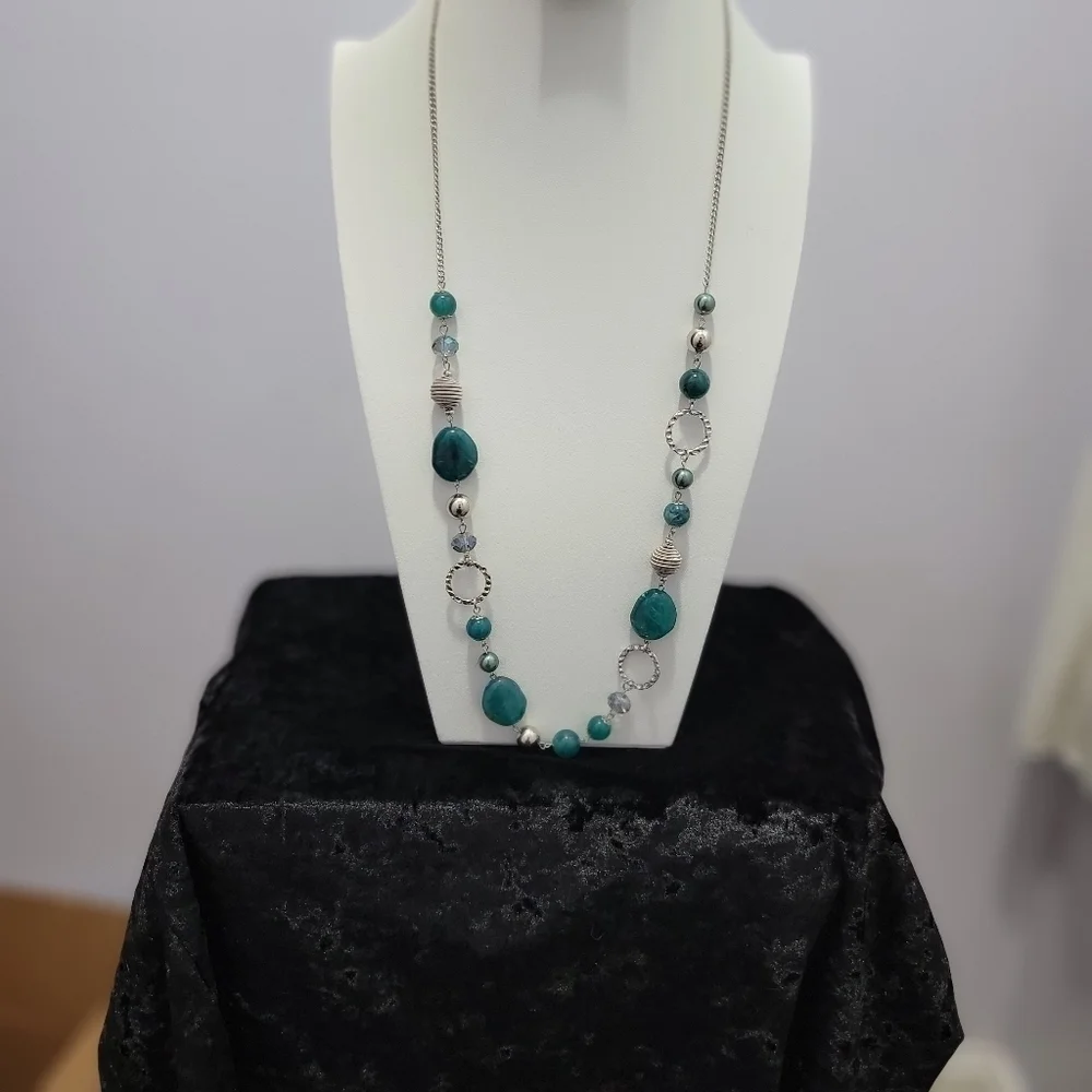 Set of Blue Beads and Faux Stone Necklace - Picture 2 of 7